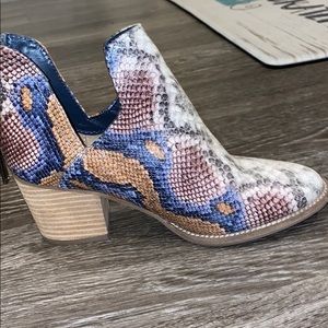 Blondo Snake Bootie